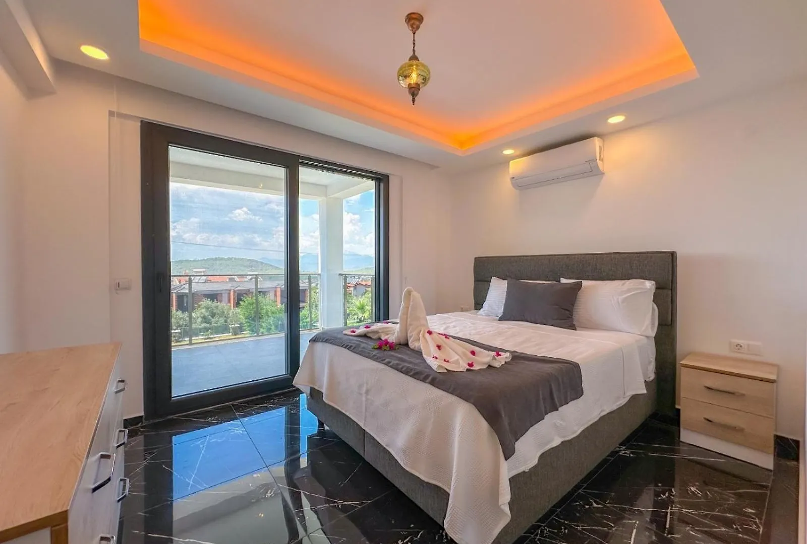 Marsel Villa Evi 2 Oeluedeniz Fethiye